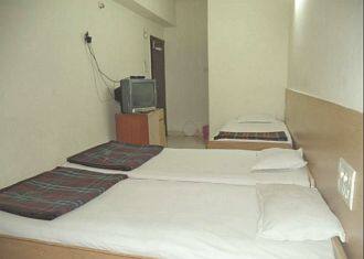 Hotel Ambika Lodge, Pune 3